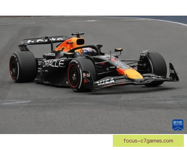 F1赛季最新动态：车队策略调整引发冠军争夺新格局