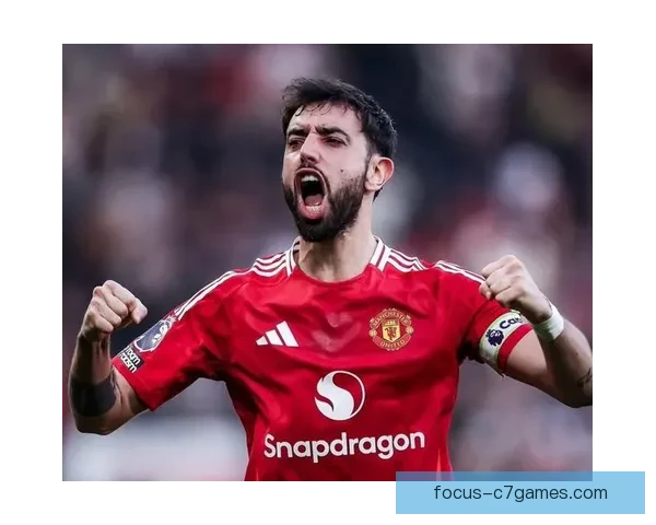 欧洲豪门争冠白热化球星状态火爆转会传闻再起引发关注各队备战升级